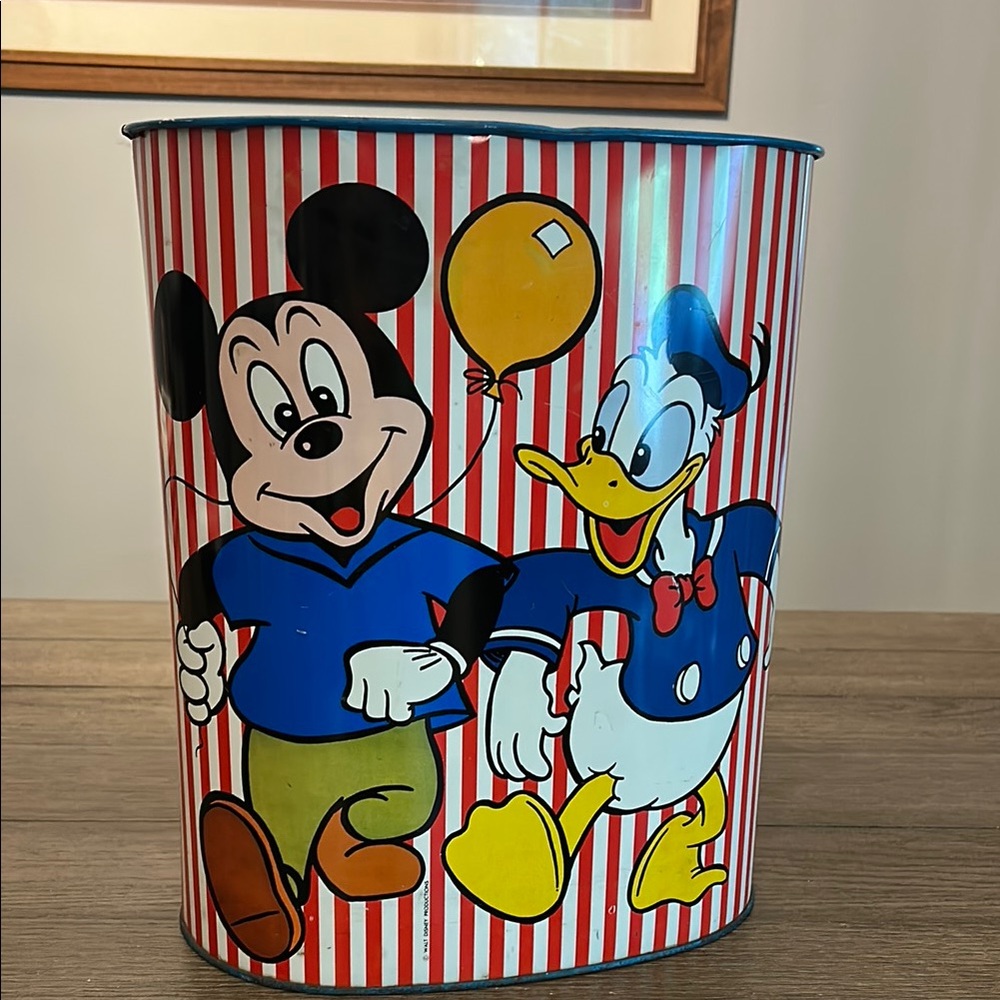 Vintage Disney Mickey Donald Goofy Waste Bin trash can tin litho Cheinco USA